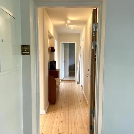 Apartment For Ons Right By The Center!